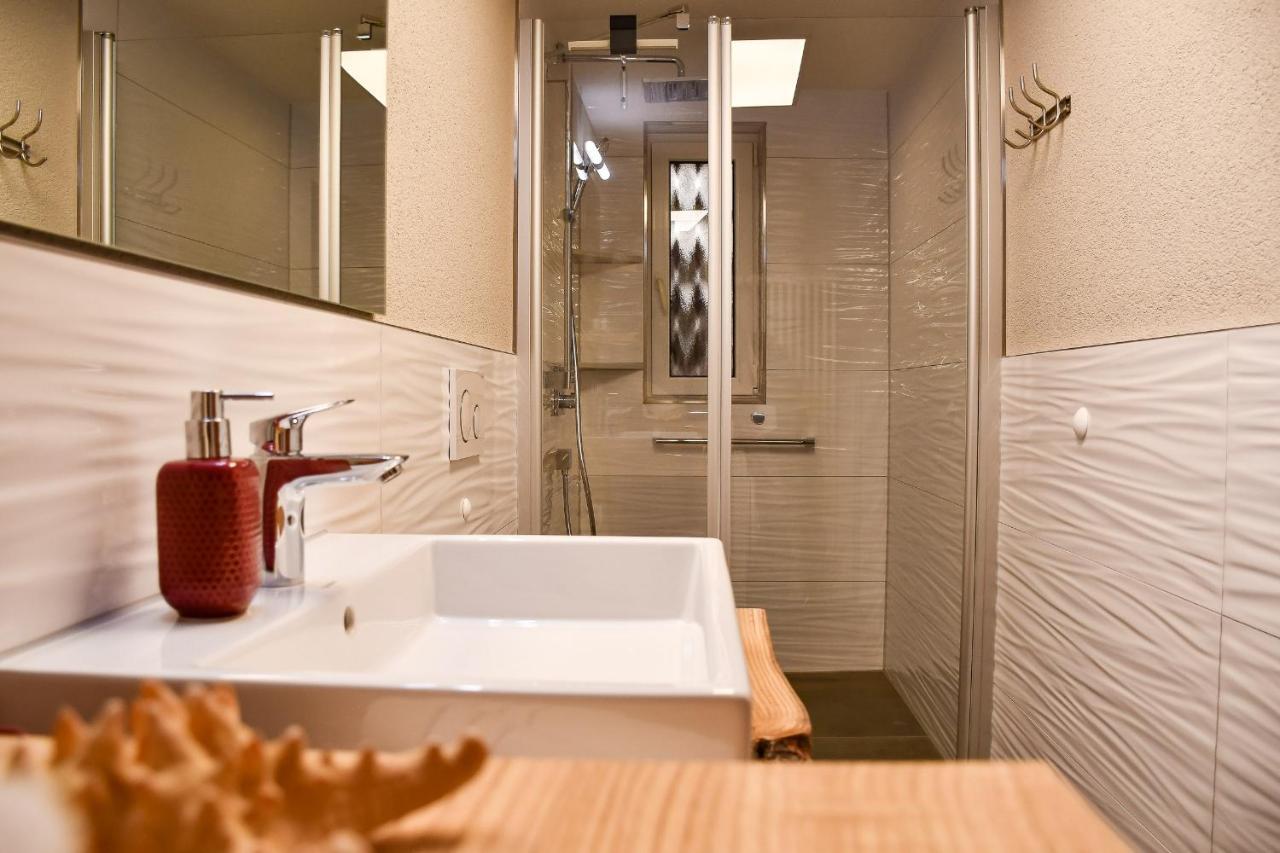Ferienwohnung Dina Haslach im Kinzigtal Buitenkant foto